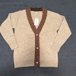 Womens cardigan with leopard detail
